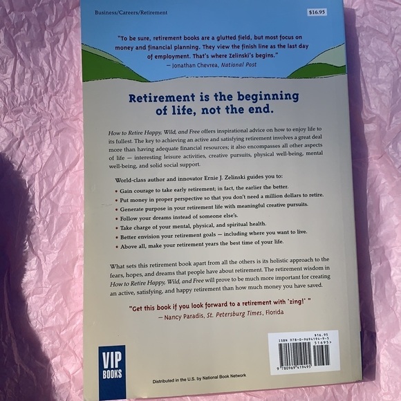 New Officially retired crown mug book gift set Happy wild free - Picture 4 of 11